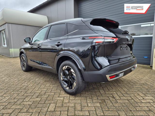 Nissan Qashqai 1.3 DIG-T MHEV 158 PS X-Tronic N-Connecta Teil-Leder PanoGlasdach Klimaautomatik Sitzheizung Lenkradheizung Navi ACC PDC v+h 360&deg;Kamera DAB Bluetooth Touchscreen Apple CarPlay Android Auto 18"LM 