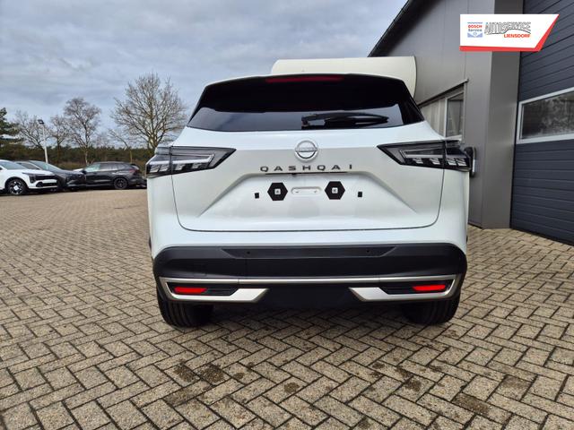 Nissan Qashqai 1.3 DIG-T MHEV 140PS Tekna Voll-Leder Klimaautomatik PanoGlasdach Sitzheizung Lenkradheizung Navi Head-Up Display elektr. Heckklappe ACC PDC v+h 360&deg;Kamera DAB Bluetooth Touchscreen Apple CarPlay Android Auto 19"LM 