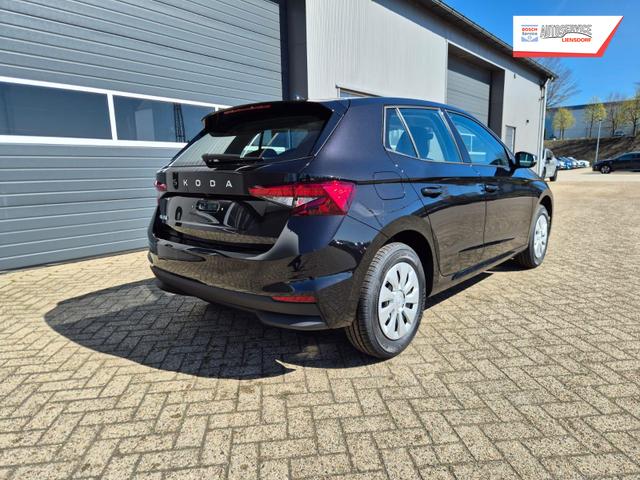Skoda Fabia 1.0 TSI 95PS Selection 5-t&uuml;rig R&uuml;ckf.Kamera Parksensoren Sitzheizung Multifunktionslenkrad Klima Skoda-Radio Bluetooth Touchscreen Tempomat Nebelsch. Apple CarPlay + Android Auto 
