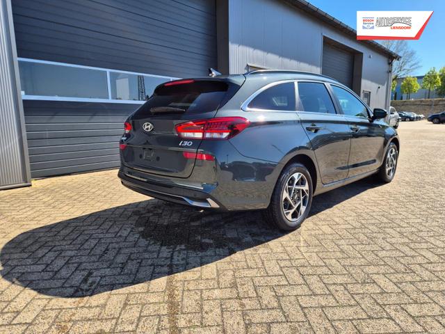 Hyundai i30 Kombi 1.6 T-GDI 150PS Automatik Trend Sitzheizung Lenkradheizung Klimaautomatik PDC v+h R&uuml;ckf.Kamera Navi Apple CarPlay + Android Auto 16"LM 