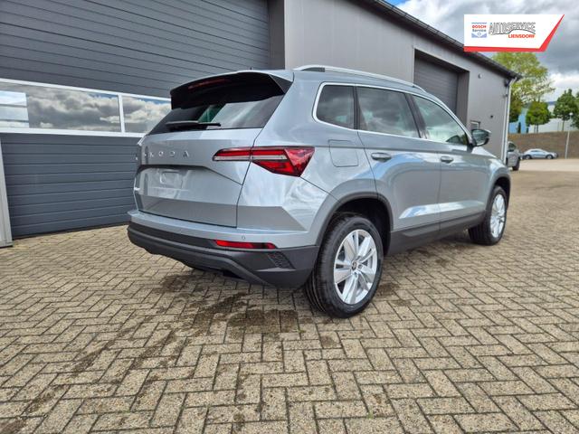 Skoda Karoq 1.5 TSI 150PS DSG Selection Klimaautomatik Sitzheizung Lenkradheizung ACC PDC v+h R&uuml;ckf.Kamera abg.Scheiben Apple CarPlay Android Auto 17"LM 