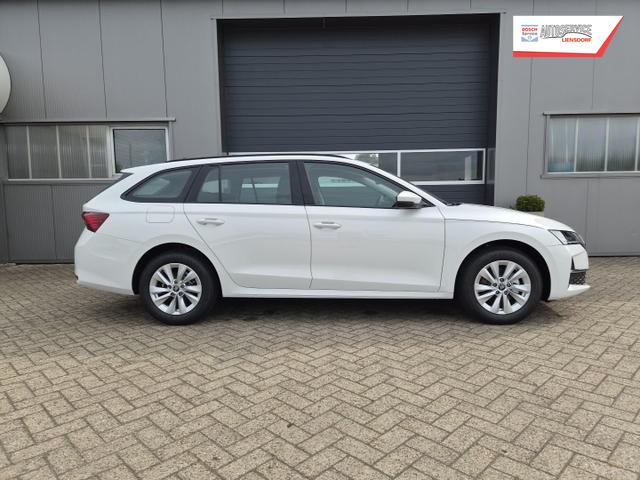 Skoda Octavia Combi 1.5 TSI 150PS m-HEV DSG Selection AHK Klimaautomatik ACC PDC v+h R&uuml;ckf.Kamera Sitzheizung TWA Apple CarPlay Android Auto 16"LM 