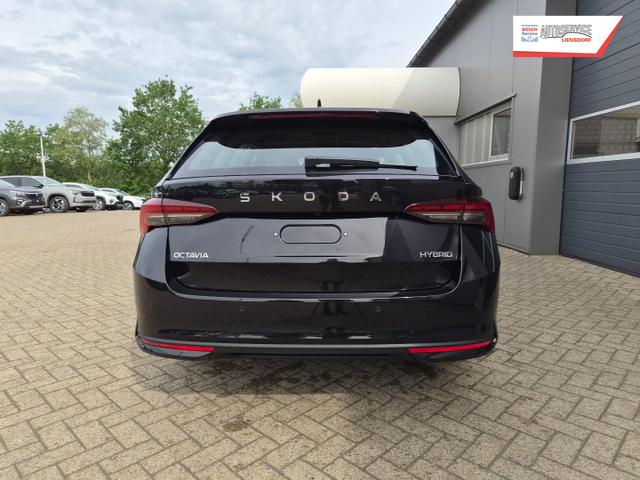 Skoda Octavia Combi 1.5 TSI 150PS m-HEV DSG Selection AHK Klimaautomatik ACC PDC v+h R&uuml;ckf.Kamera Sitzheizung TWA Apple CarPlay Android Auto 16"LM 