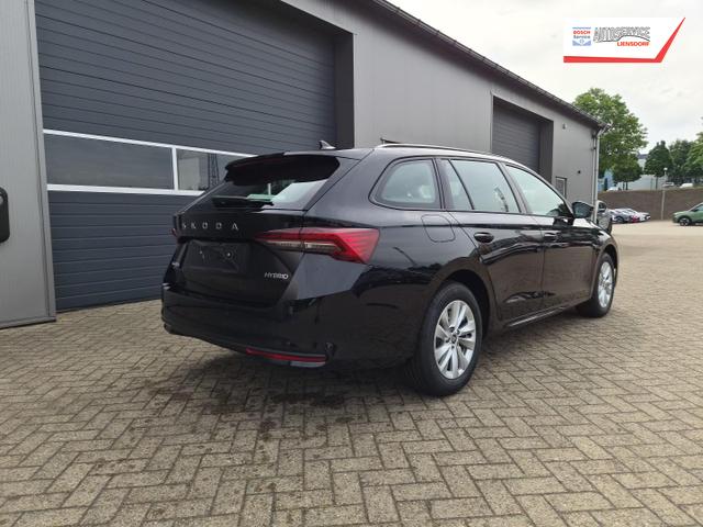 Skoda Octavia Combi 1.5 TSI 150PS m-HEV DSG Selection AHK Klimaautomatik ACC PDC v+h R&uuml;ckf.Kamera Sitzheizung TWA Apple CarPlay Android Auto 16"LM 