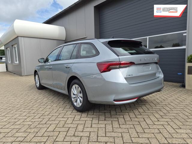 Skoda Octavia Combi 1.5 TSI 150PS m-HEV DSG Selection AHK Klimaautomatik ACC PDC v+h R&uuml;ckf.Kamera Sitzheizung TWA Apple CarPlay Android Auto 16"LM 
