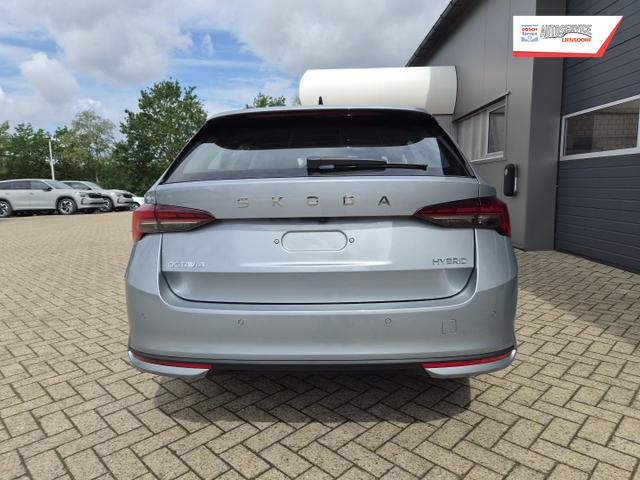Skoda Octavia Combi 1.5 TSI 150PS m-HEV DSG Selection AHK Klimaautomatik ACC PDC v+h R&uuml;ckf.Kamera Sitzheizung TWA Apple CarPlay Android Auto 16"LM 