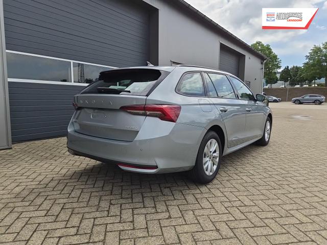 Skoda Octavia Combi 1.5 TSI 150PS m-HEV DSG Selection AHK Klimaautomatik ACC PDC v+h R&uuml;ckf.Kamera Sitzheizung TWA Apple CarPlay Android Auto 16"LM 