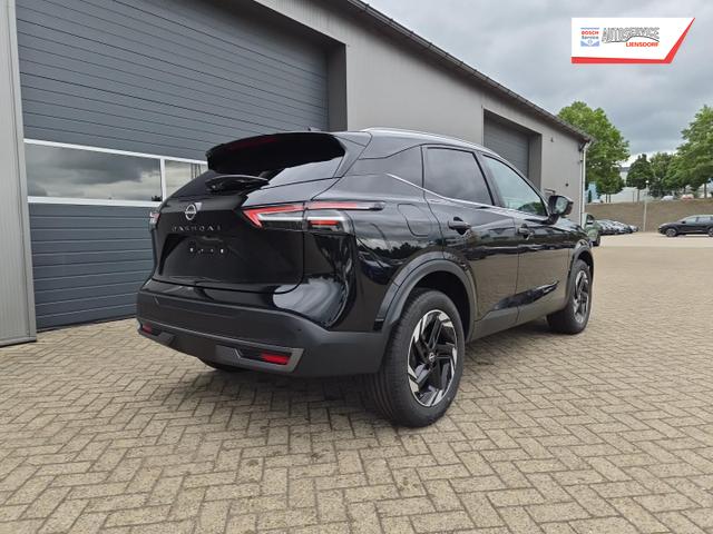 Nissan Qashqai 1.3 DIG-T MHEV 158 PS X-Tronic N-Connecta Teil-Leder PanoGlasdach Klimaautomatik Sitzheizung Lenkradheizung Navi ACC PDC v+h 360&deg;Kamera DAB Bluetooth Touchscreen Apple CarPlay Android Auto 18"LM 