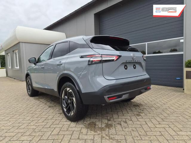 Nissan Qashqai 1.3 DIG-T MHEV 158 PS X-Tronic N-Connecta Teil-Leder PanoGlasdach Klimaautomatik Sitzheizung Lenkradheizung Navi ACC PDC v+h 360&deg;Kamera DAB Bluetooth Touchscreen Apple CarPlay Android Auto 18"LM 
