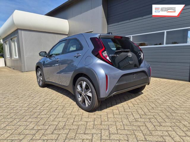 Toyota Aygo X Pure 1.5 Hybrid 116PS Automatik Sitzheizung Klimaautomatik R&uuml;ckf.Kamera AbstandsTempomat Nebelscheinw. Multifunktionslenkrad Bluetooth Touchscreen Apple CarPlay + Android Auto 2xKeyless 