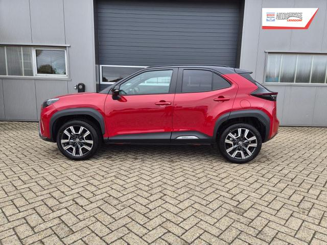 Toyota Yaris Cross 1.5-l 130PS HEV Automatik Style Matrix-LED 4xKamera elektr. Heckklappe Sitzheizung Lenkradheizung Klimaautomatik Navi Bluetooth wireless Apple CarPlay + Android Auto ACC PDC v+h 18"LM 