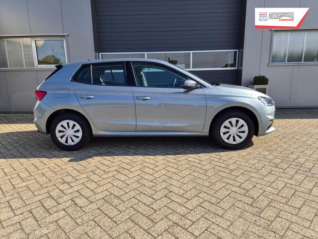Skoda Fabia 1.0 TSI 95PS Selection 5-t&uuml;rig R&uuml;ckf.Kamera Parksensoren Sitzheizung Multifunktionslenkrad Klima Skoda-Radio Bluetooth Touchscreen Speedlimiter Nebelsch. Apple CarPlay + Android Auto 