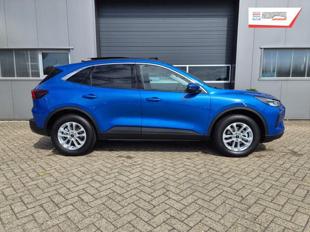 Ford Kuga Titanium 243PS PHEV Automatik elektr. PanoDach Sitzheizung v+h Lenkradheizung Frontscheibe beheizb. Klimaautomatik Navi SYNC4 Apple CarPlay Android Auto Touchscreen PDC 4xKamera 2xKeyless 17"LM vollelektr. Reichweite 66KM 