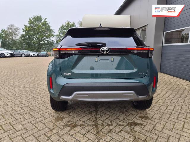 Toyota Yaris Cross 1.5-l 130PS HEV Automatik Style Matrix-LED 4xKamera elektr. Heckklappe Sitzheizung Lenkradheizung Klimaautomatik Navi Bluetooth wireless Apple CarPlay + Android Auto ACC PDC v+h 18"LM 