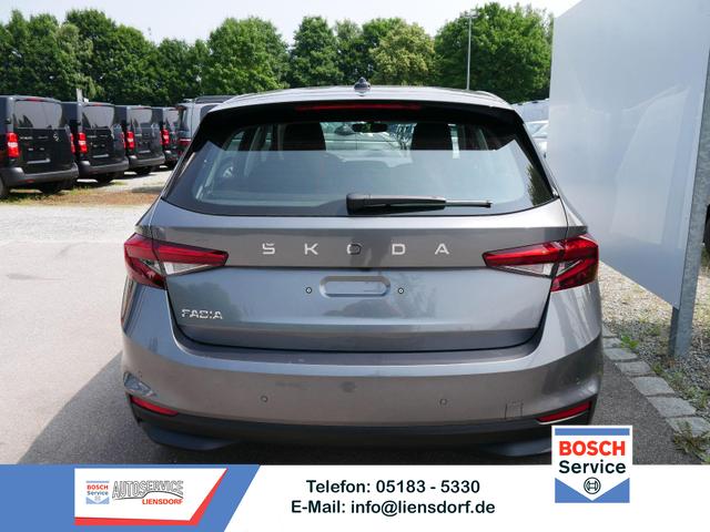 Skoda Fabia - 130 Jahre 1,0 MPI*LED*PDC HI.*RFK*APP-CONNECT*SHZ*KESSY*KLIMA*DAB*