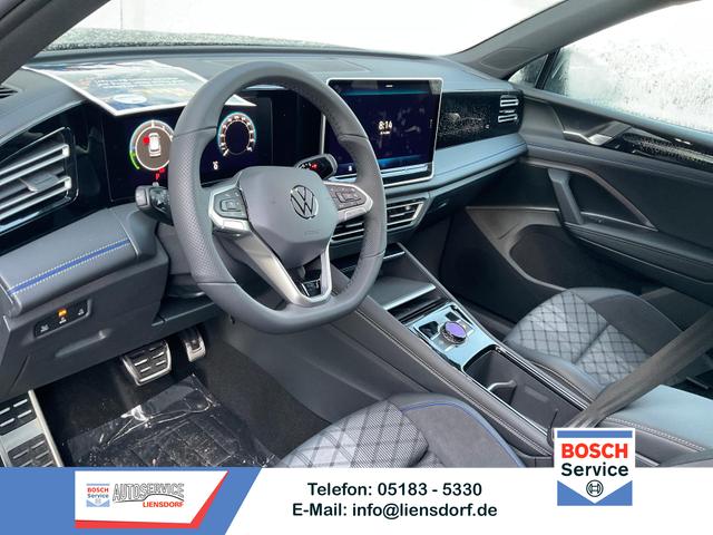 Volkswagen Tiguan - 1.5 TSI eHybrid 200 kW R-Line Black, Pano, 20-Zoll, AHK, AreaView, 5-J Garantie