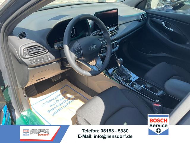 Hyundai i30 Kombi - 1.0 T-GDI DCT Family, Navi, ACC, Side, Winter, 17-Zoll, Klimaautomatik