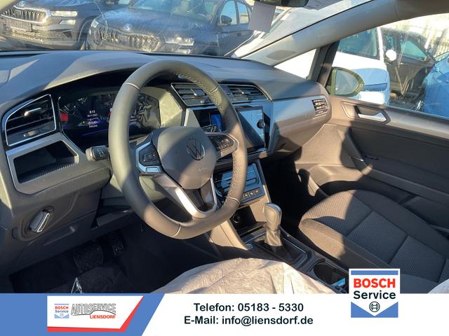 Volkswagen Touran - Comfortline BMT/Start-Stopp 1.5 TSI DSG Comfortline, AHK, Navi, Kamera, Side, Winter, 4-J. Garantie