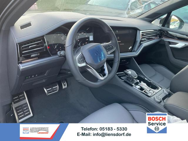 Volkswagen Touareg - 3.0 TDI 210 kW 4Motion R-Line V6 Black, AHK, HuD, Luft, Standheizung