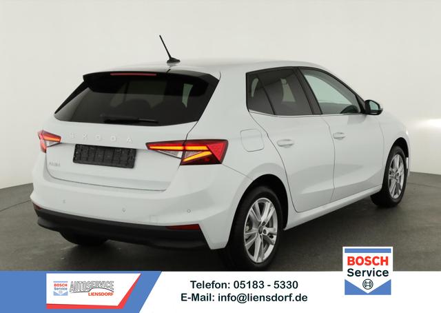 Skoda Fabia - Selection 1.0 TSI DSG 130 Jahre, LED, Kamera, ACC, Side, Ladeboden, Winter