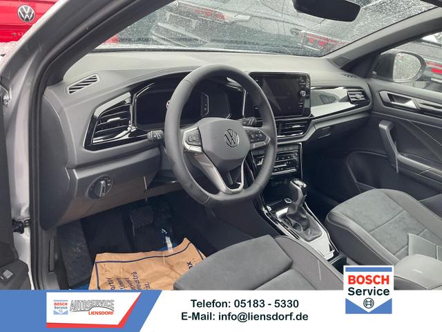 Volkswagen T-Roc - Style 1.5 TSI DSG Black Style, AHK, IQ.Light, 19-Zoll, easyOpen, Navi