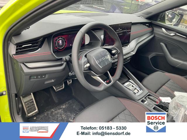 Skoda Octavia Combi - 2.0 TSI 195 kW RS DSG, AHK, Navi, Matrix, Side, Winter, 5 J.-Garantie