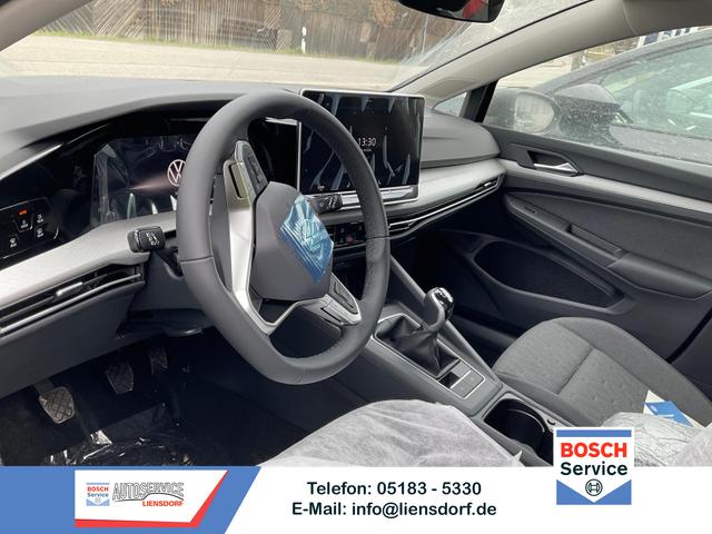 Volkswagen Golf - 1.5 TSI 110 kW Life VIII Variant Life, AHK, easyOpen, Kamera, Winter, 3-J Garantie