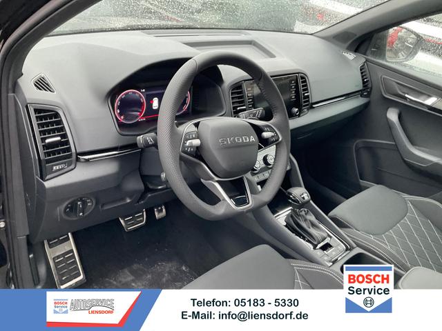 Skoda Karoq - Sportline 1.5 TSI DSG Sportline, AHK, Navi, CANTON, Matrix, Kamera, el. Klappe, 5-J. Garantie