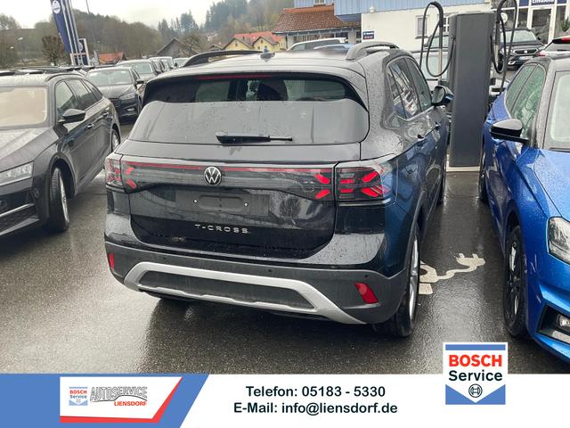 Volkswagen T-Cross - 1.0 TSI 85 kW Life DSG Life, IQ.Light, AHK, ACC, Kamera, 17-Zoll, Winterpaket