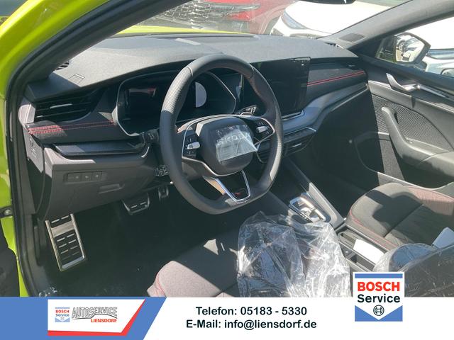 Skoda Octavia Combi - 2.0 TSI 195 kW RS DSG, Pano, Standheizung, AHK, Navi, Matrix, Sound, Side, Winter, 5 J.-Garantie