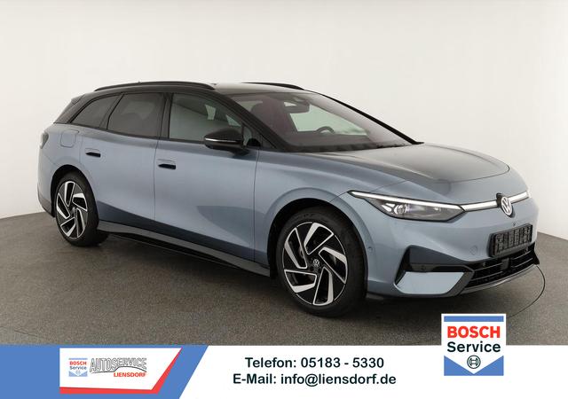 Volkswagen ID.7 - Pro 210 kW Tourer Black, HuD, IQ.Light, IQ.Drive, AreaView, Side, 20-Zoll