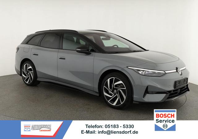 Volkswagen ID.7 - Pro 210 kW Tourer Black, HuD, IQ.Light, IQ.Drive, AreaView, Side, 20-Zoll