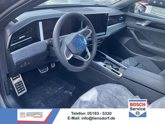 Volkswagen Passat Variant - 2.0 TDI 110 kW R-line DSG Black, Pano, AHK, Navi, IQ.Light, Side, Kamera. el. Klappe, 19-Zoll, 5 J.-Garantie