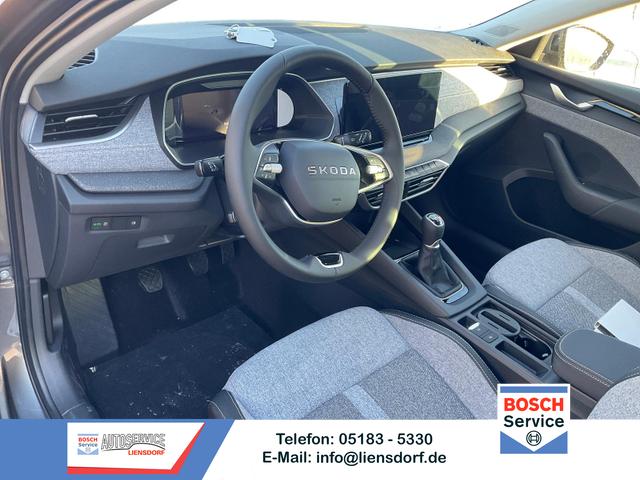 Skoda Octavia Combi - 1.5 TSI 110 kW Selection Selection, LED, Side, ACC, Kamera, 17-Zoll