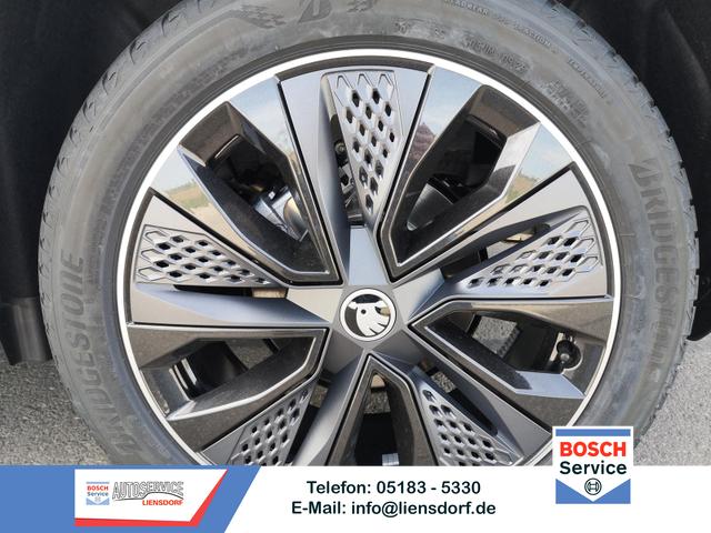 Skoda Karoq - Sportline 2.0TDI DSG 4x4 AHK Matrix Navi ACC