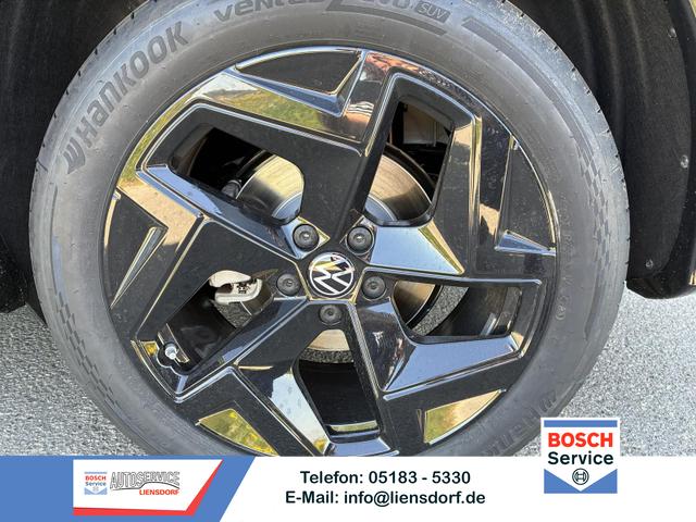Volkswagen Tiguan - 2.0 TDI 110 kW R-Line DSG Head Up Black 360 AHK