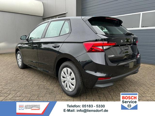 Skoda Fabia - 1.0 TSI 95PS Selection 5-türig Rückf.Kamera Parksensoren Sitzheizung Multifunktionslenkrad Klima Skoda-Radio Bluetooth Touchscreen Tempomat Nebelsch. Apple CarPlay + Android Auto