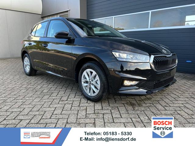 Skoda Fabia - 1.0 TSI 115PS DSG Selection 5-türig 15"LM Rückf.Kamera Parksensoren Sitzheizung Multifunktionslenkrad Klima Skoda-Radio Bluetooth Touchscreen Tempomat Nebelsch. Apple CarPlay + Android Auto