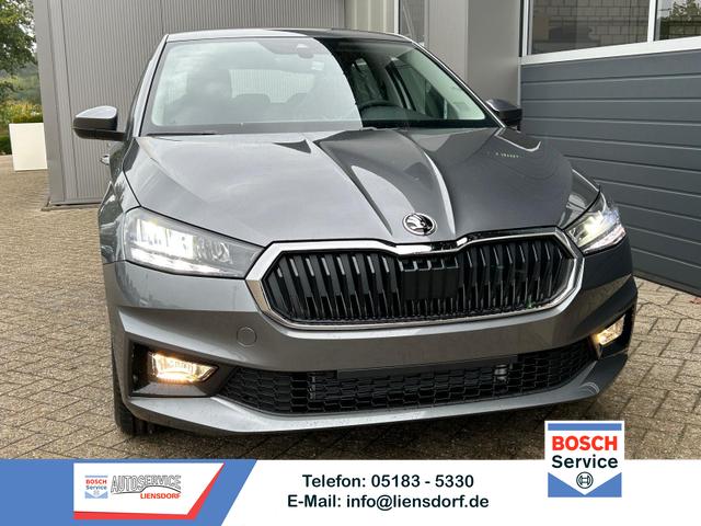 Skoda Fabia - 1.0 TSI 115PS DSG Selection 5-türig 15"LM Rückf.Kamera Parksensoren Sitzheizung Multifunktionslenkrad Klima Skoda-Radio Bluetooth Touchscreen Tempomat Nebelsch. Apple CarPlay + Android Auto