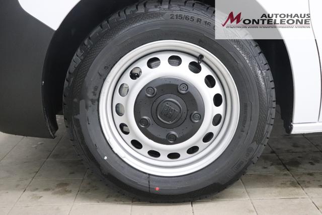 Fiat Scudo L3 2.0 145PS MT 549 - WEISS 969 - Standard Sitze "980 vollwertiges Ersatzrad 9A1 Pack Visibility Schweibenwischer mit Regensensor Elektrische und beheizbare Au&szlig;enspiegel, anklappbar Nebelscheinwerfer Serie: 516 Heckfl&uuml;gelt&uuml;ren 450 H&ouml;henverstellbarer Fahrersitz 056 Berganfahrhilfe 149 Trennwand ohne Fenster 025 Klimaanlage"