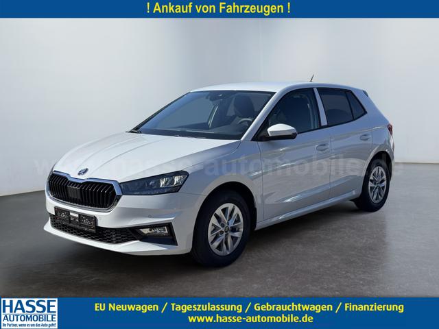 Skoda Fabia - Drive Plus 1.0 TSI DSG 2ZKlima AHK Apple 2 x PDC Sitzheizung 5J Garantie Kessy