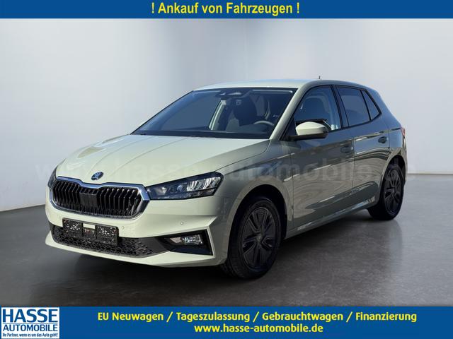 Skoda Fabia - Extra Plus 1,5 TSI 2 ZoKlima ACC Navi 2x Einparkhilfe Kessy beheiztes Lenkrad Sitzheizung Sunset 5J Garantie