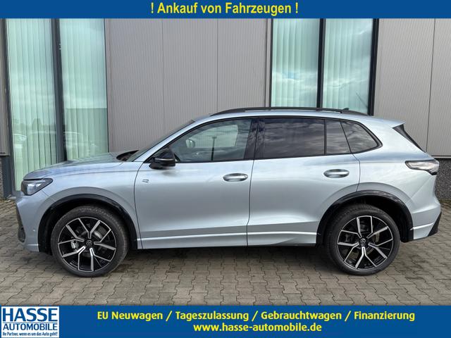Volkswagen Tiguan - R-Line 2.0 TDI 4MOTION 193PS DSG, Oyster-Silver-Metallic, PANORAMADACH, ANHÄNGERKUPPLUNG, IQ LIGHT, DESIGN-PAKET Black&Style, NAVI, DCC-Fahrwerk, 20" LEEDS schwarz, Area View, Alarm, Elektr. Heckklappe, Keyless,Massagefunktion, Park Assist, ACC, Sitzheizung, Cl