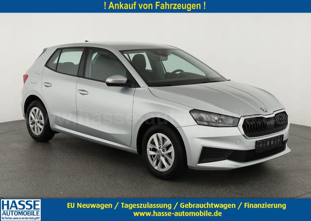 Skoda Fabia - Ambition 1.0 TSI Ambition, Kamera, LED, SmartLink, Winter