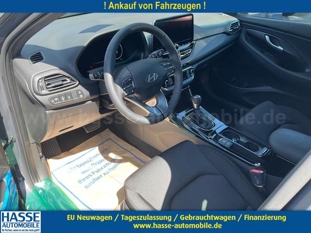 Hyundai i30 Kombi - 1.0 T-GDI DCT Family, Navi, ACC, Side, Winter, 17-Zoll, Klimaautomatik