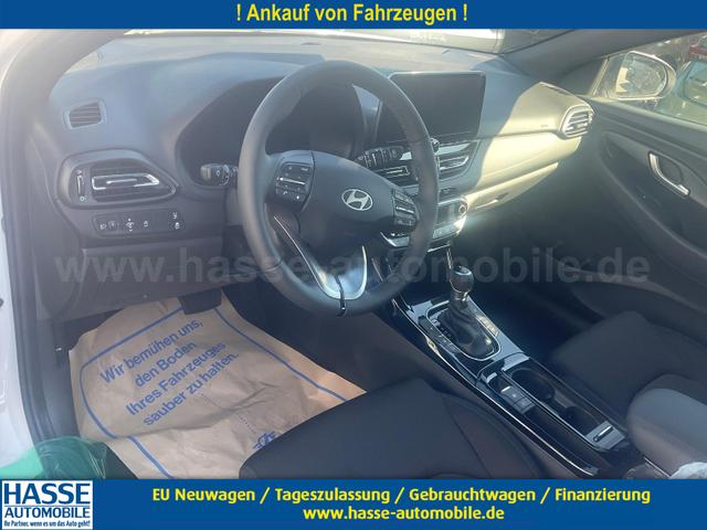 Hyundai i30 Kombi - 1.0 T-GDI DCT Family, Navi, ACC, Side, Winter, 17-Zoll, Klimaautomatik