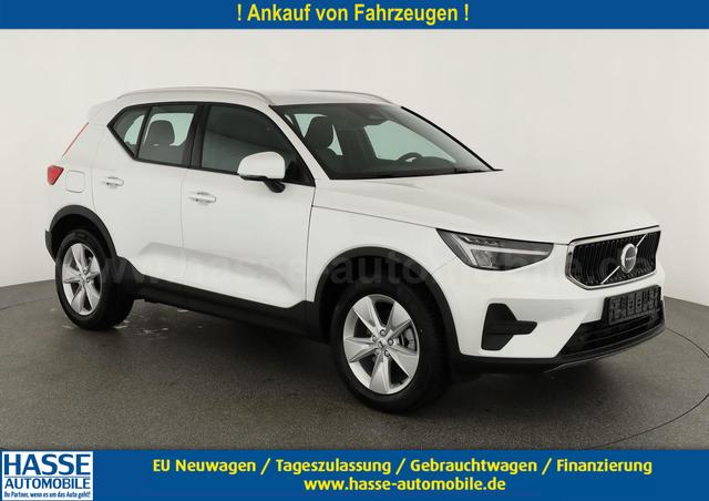 Volvo XC40 - Core 2WD B3 Mild-Hybrid Core, AHK, Navi, LED, Winter, Kamera, el. Klappe