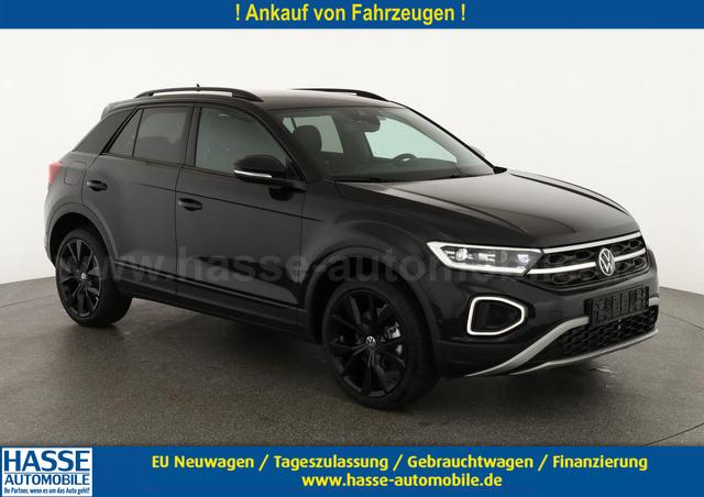 Volkswagen T-Roc - Style 1.5 TSI DSG Black Style, AHK, IQ.Light, 19-Zoll, easyOpen, Navi