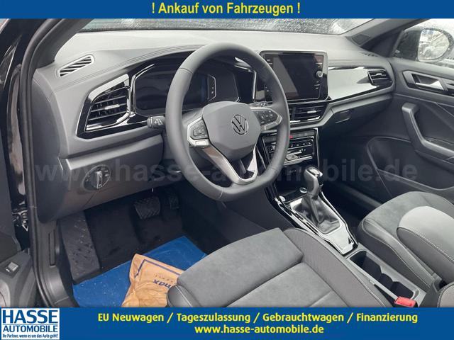 Volkswagen T-Roc - Style 1.5 TSI DSG Black Style, AHK, IQ.Light, 19-Zoll, easyOpen, Navi