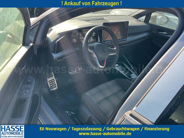 Volkswagen Golf - 2.0 TSI 195 kW GTI VIII DSG Black Style, Pano, Navi, Side, Matrix, AreaView, Winter, 19-Zoll